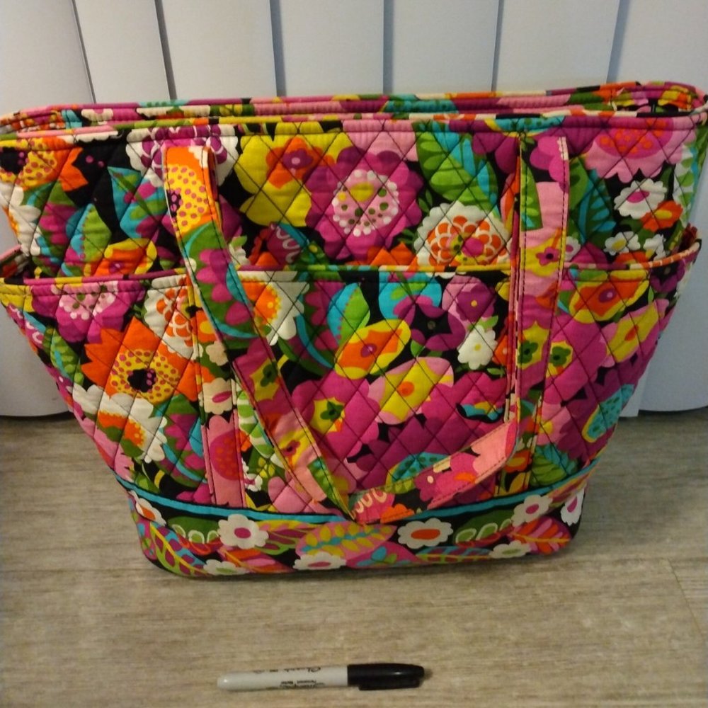 VERA BRADLEY GO ROUND TOTE BAG LARGE ZIP POCKETS FLORAL VAVABLOOM